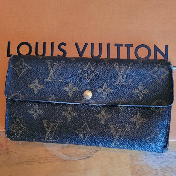 AUTHENTIC LOUIS VUITTON Tresor monogram Wallet